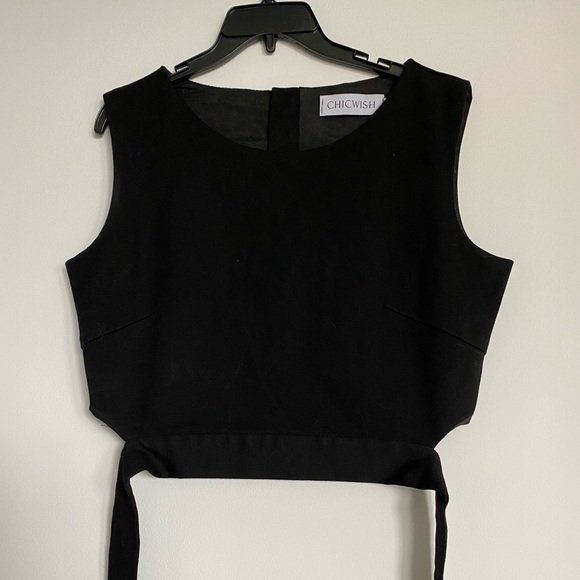 ChicWish crop top - Picture 2 of 11